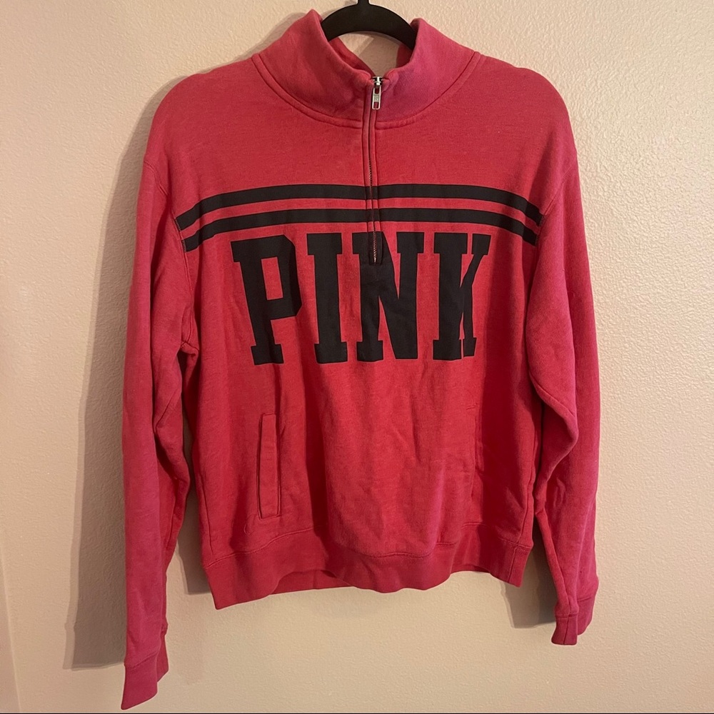 Hoodie.